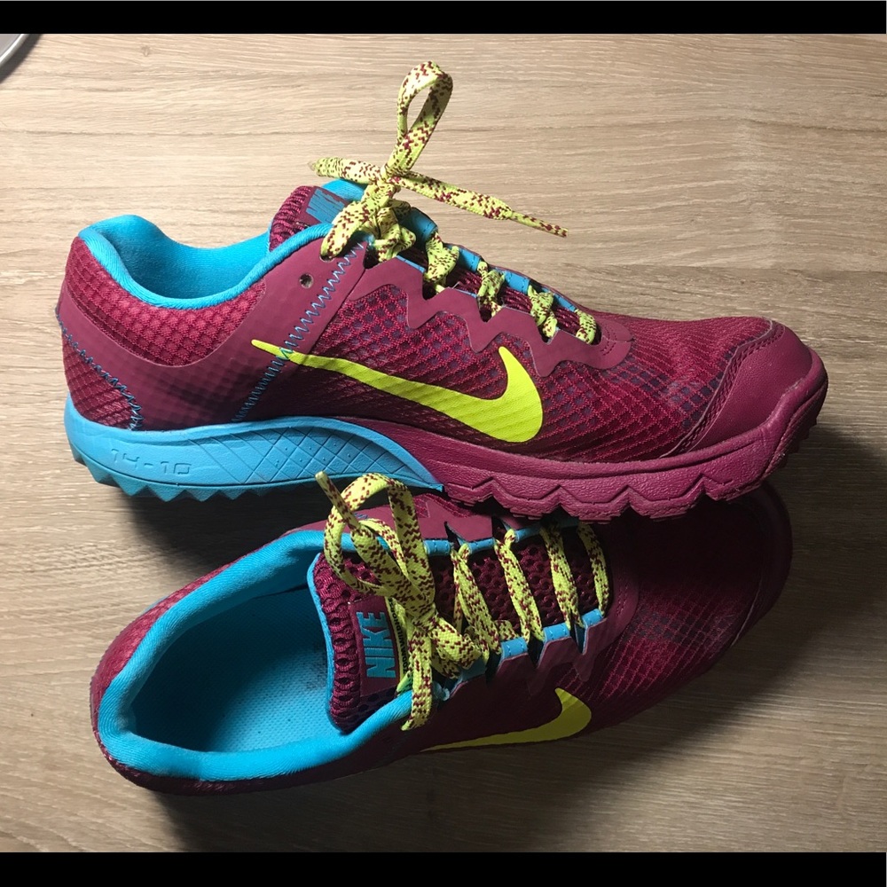 women’s nike shoes